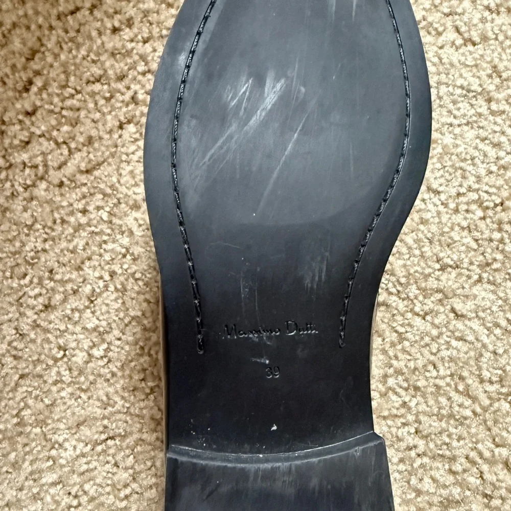 Massimo Dutti Leather Penny Loafers (Size 8) - Picture 4 of 4